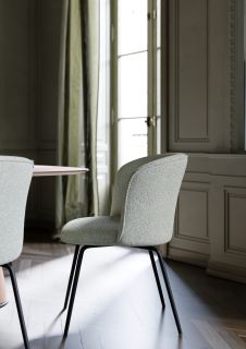 bliss chairs pebble earth boucle 100810840 around root table walnut veneer00800201 lifestyle bliss chairs pebble earth boucle 100810840 around root table walnut veneer00800201 lifestyle